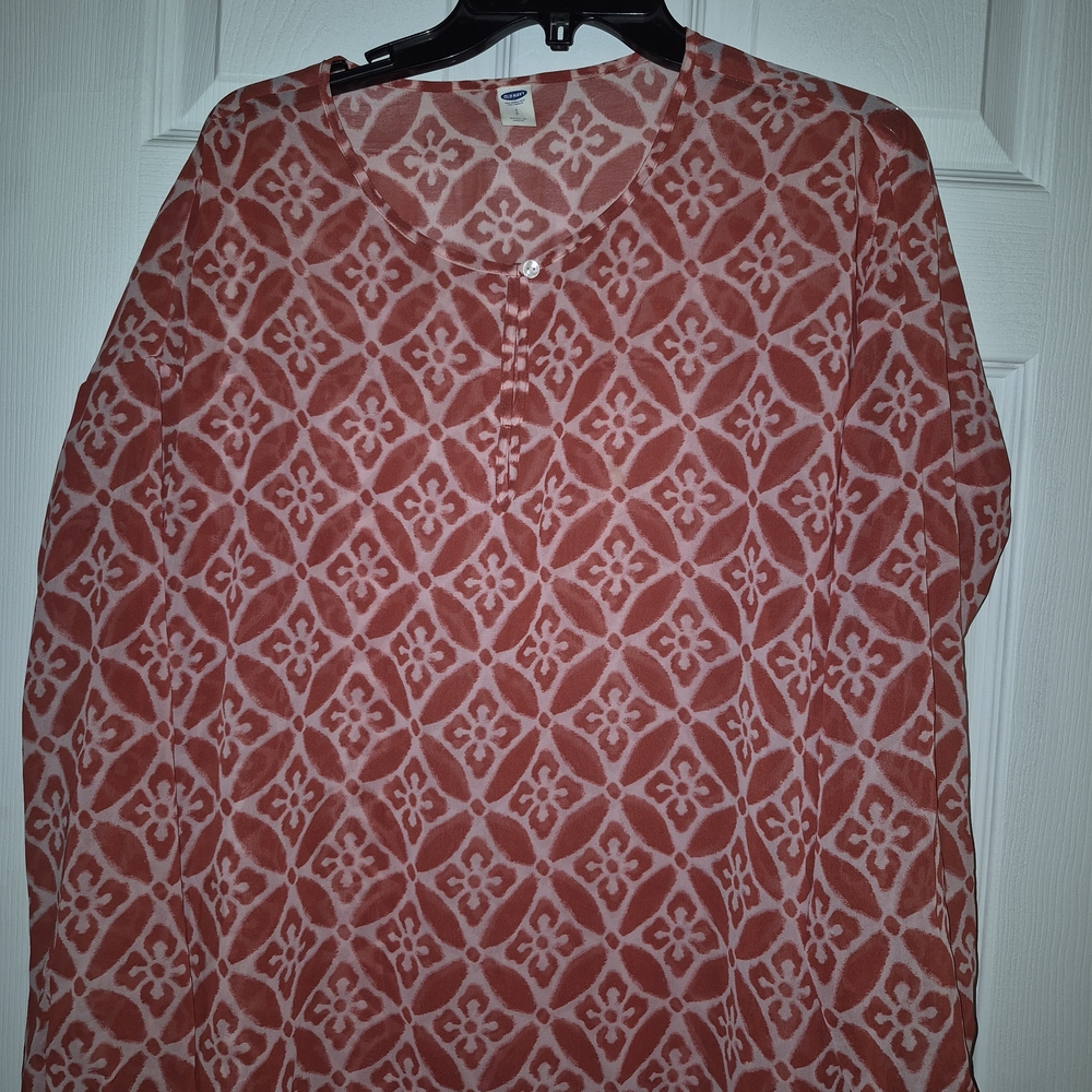 Old Navy Red and White Patterned Blouse